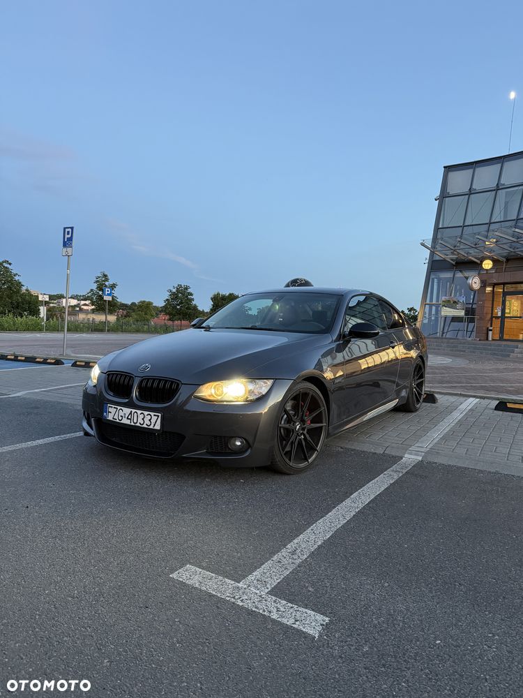 BMW Seria 3 335d - 2