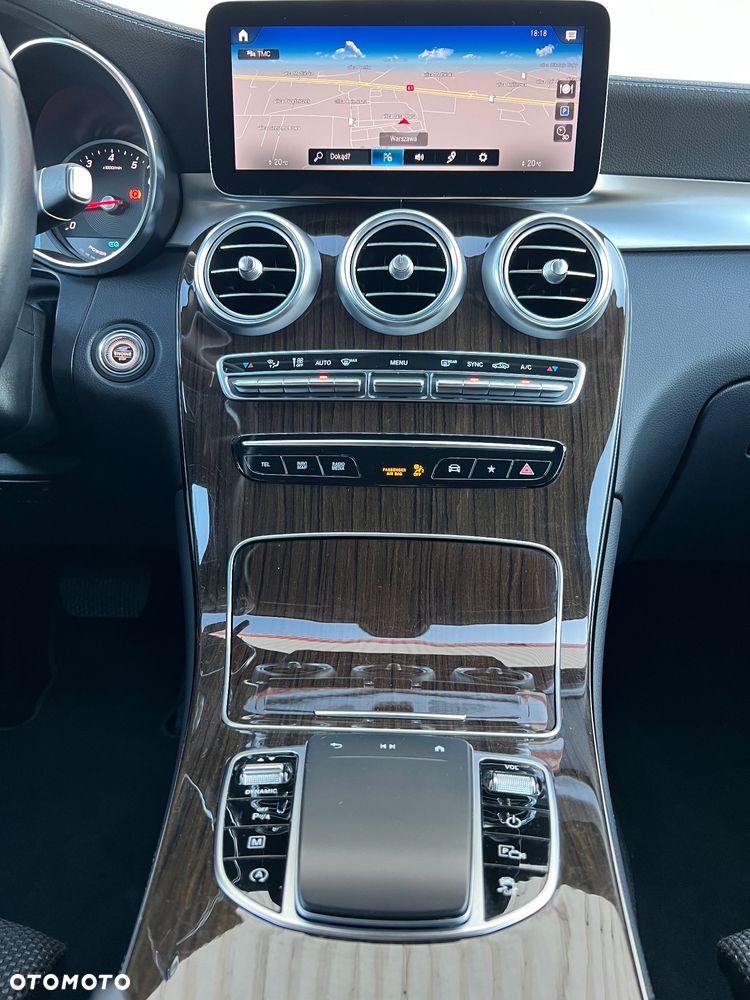 Mercedes-Benz GLC 200 4Matic 9G-TRONIC AMG Line - 10