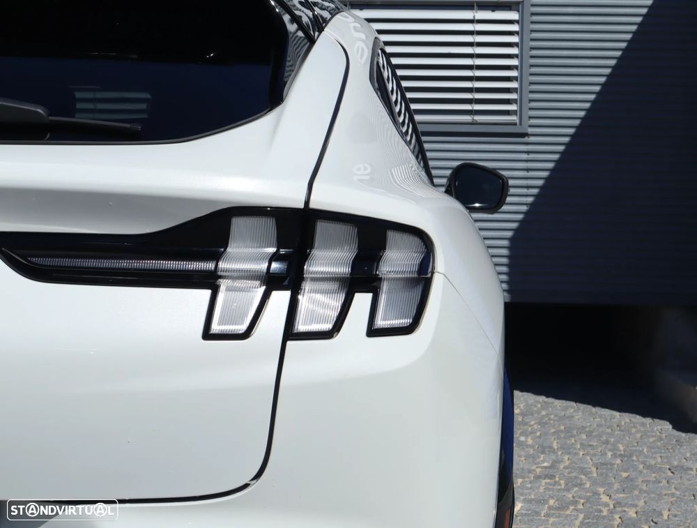 Ford Mustang Mach-E 98.7 kWh Premium - 19