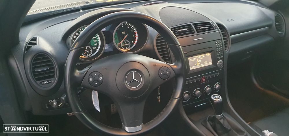 Mercedes-Benz SLK 200 BlueEFFICIENCY Roadster pur - 9