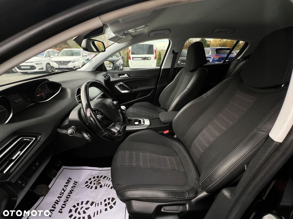 Peugeot 308 110 e-THP Stop & Start Allure - 19