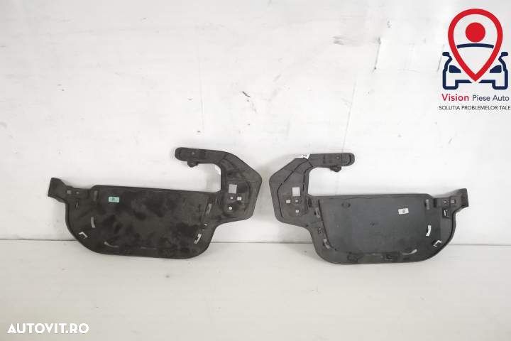 Grila Proiector Laterala Stanga Originala In Stare Buna Land Rover  Ra - 4