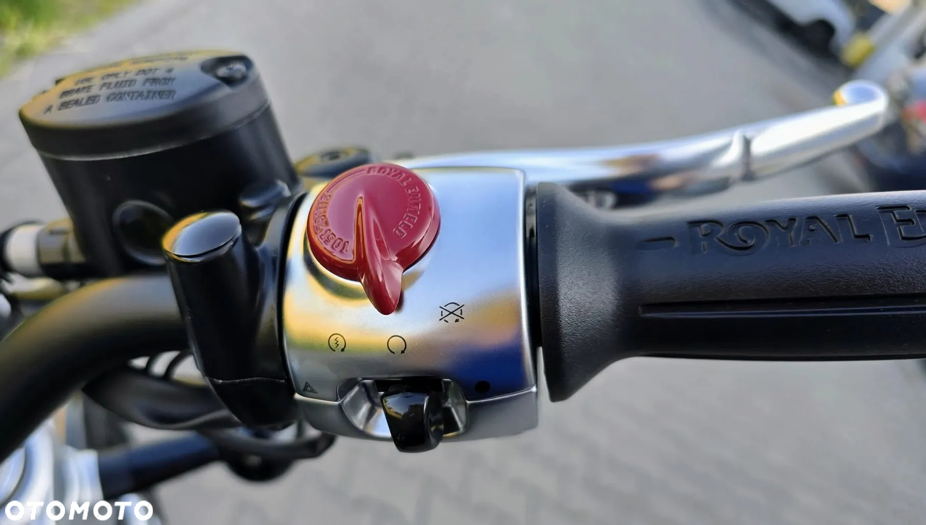 Royal Enfield Super Meteor - 16
