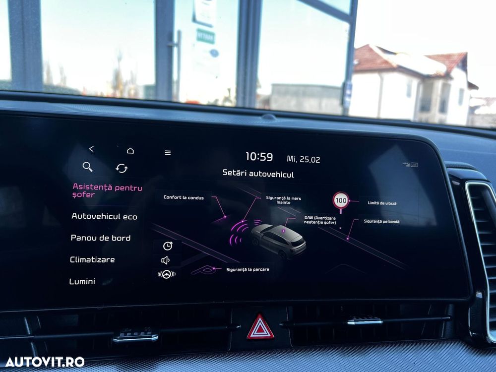 Kia Sportage 1.6 T-GDI HEV 6AT 4x2 Business Line - 23