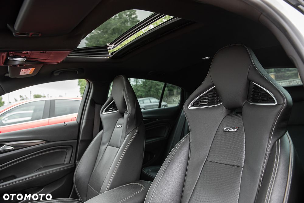 Opel Insignia - 19