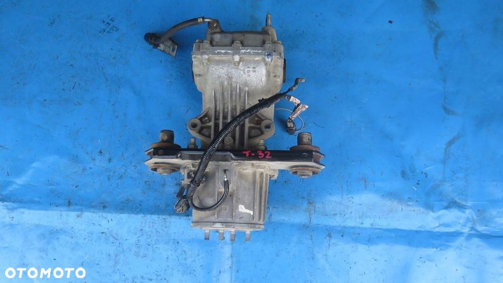 Most Dyfer Tył Tylny NISSAN X-TRAIL T32