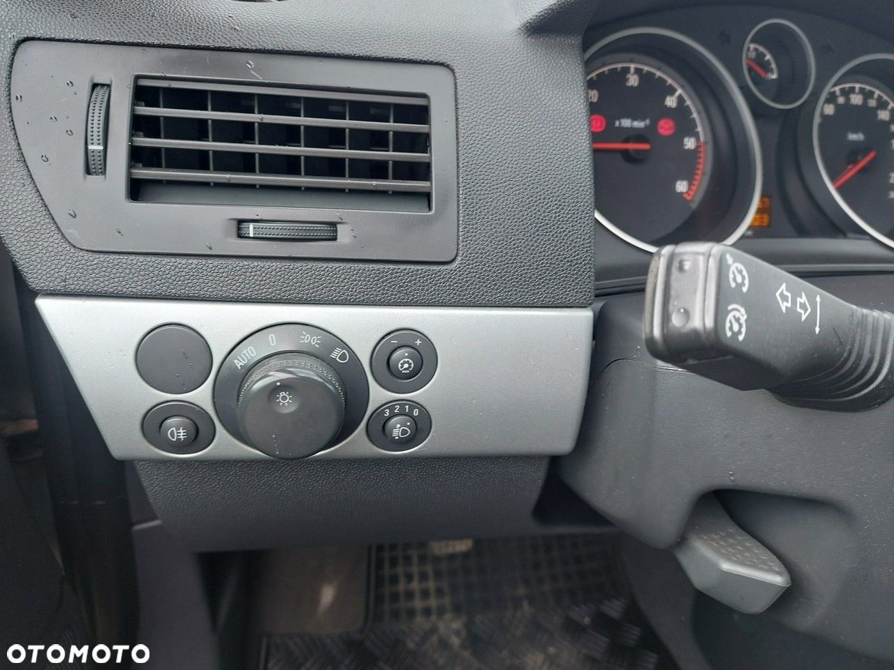 Opel Astra - 17