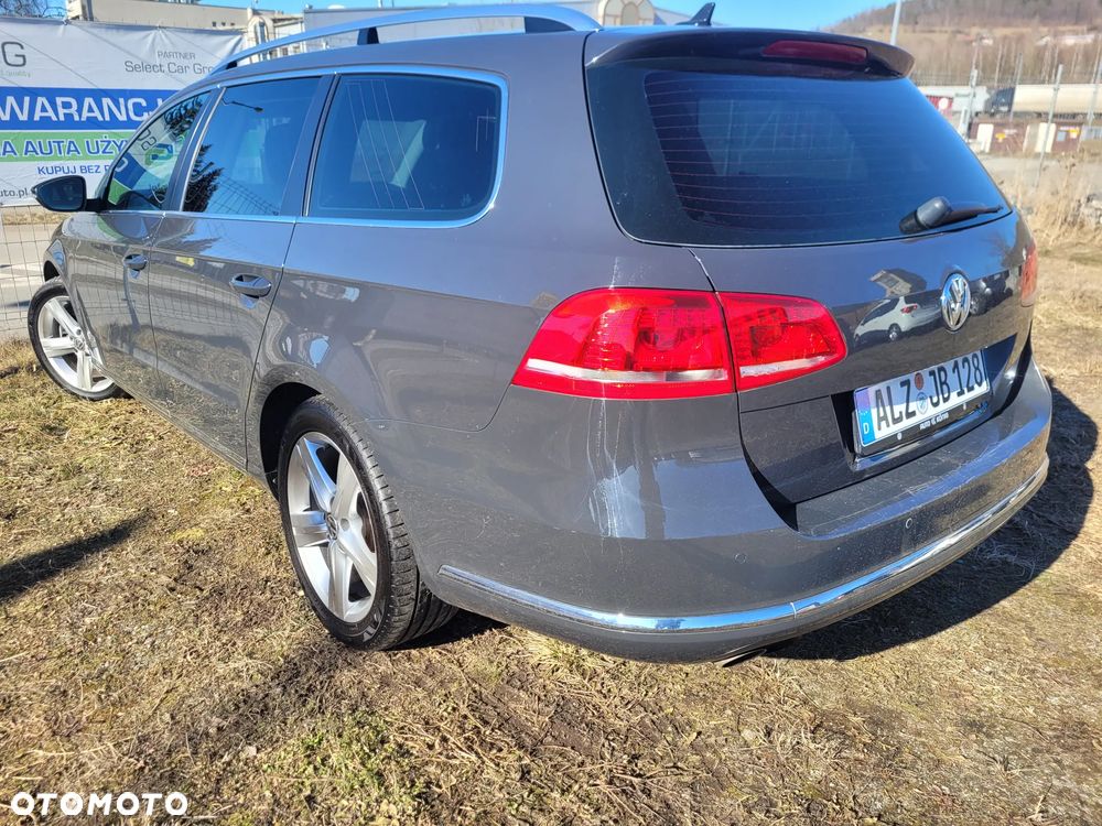 Volkswagen Passat Variant 2.0 TDI DSG BlueMotion Technology Exclusive - 13