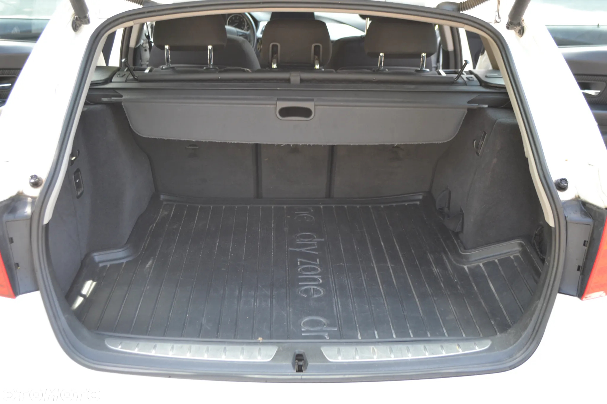 BMW Seria 3 - 24