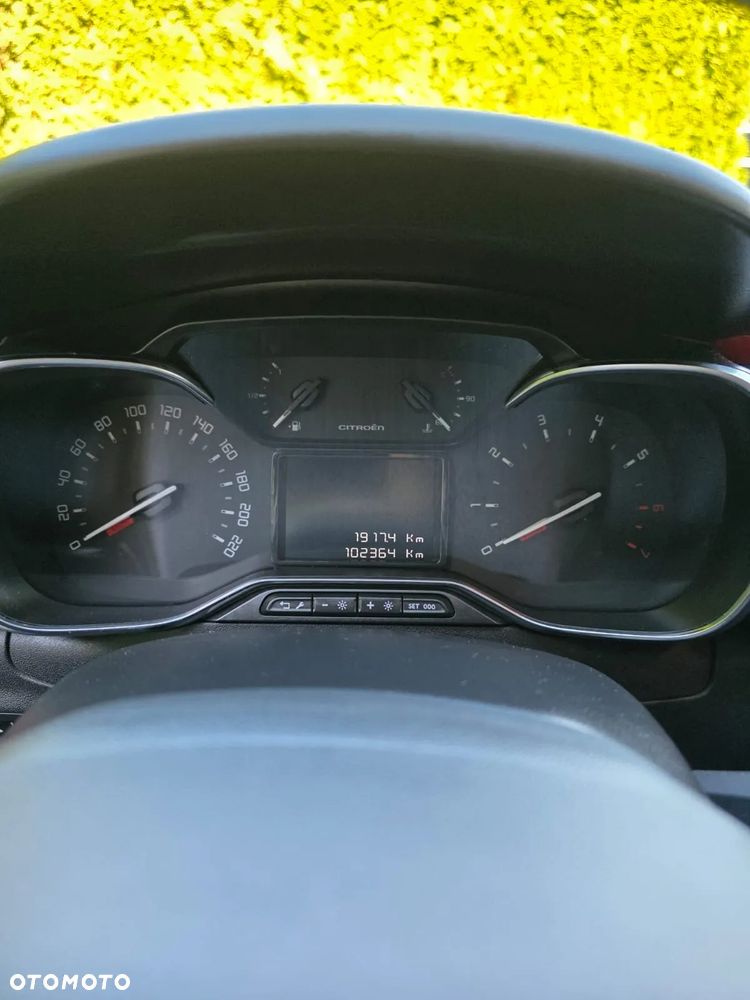 Citroën C3 1.2 PureTech Shine - 32