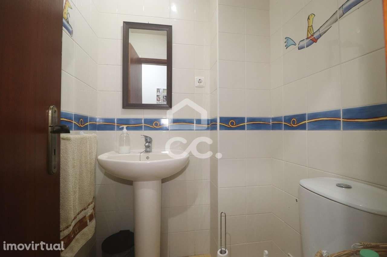 Apartamento com 2 Quartos - Fajã de Baixo - Ponta Delgada - Grande imagem: 4/16