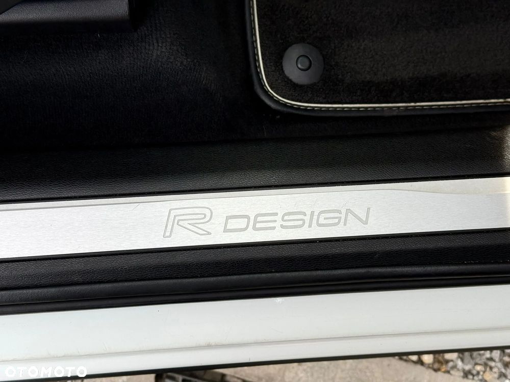 Volvo XC 60 D4 AWD R-Design - 26