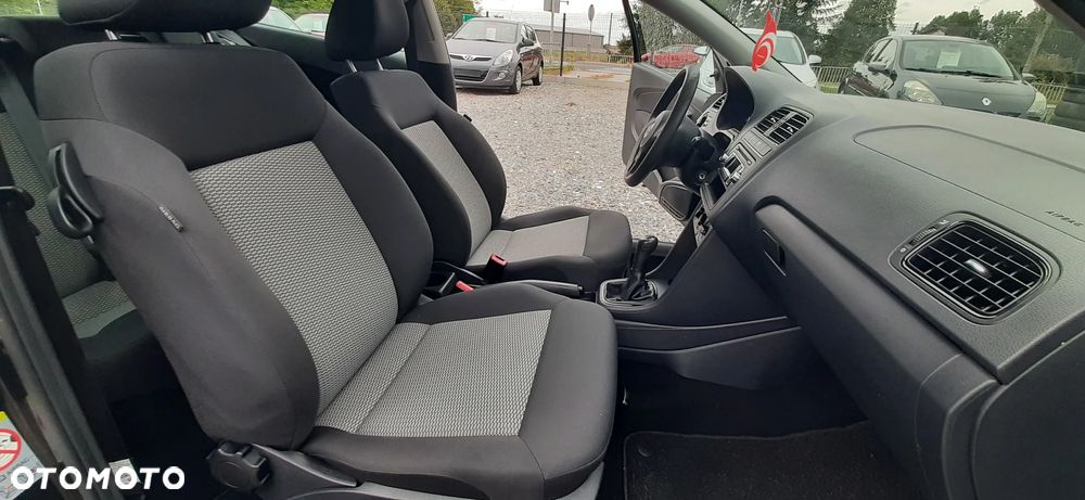 Volkswagen Polo - 36