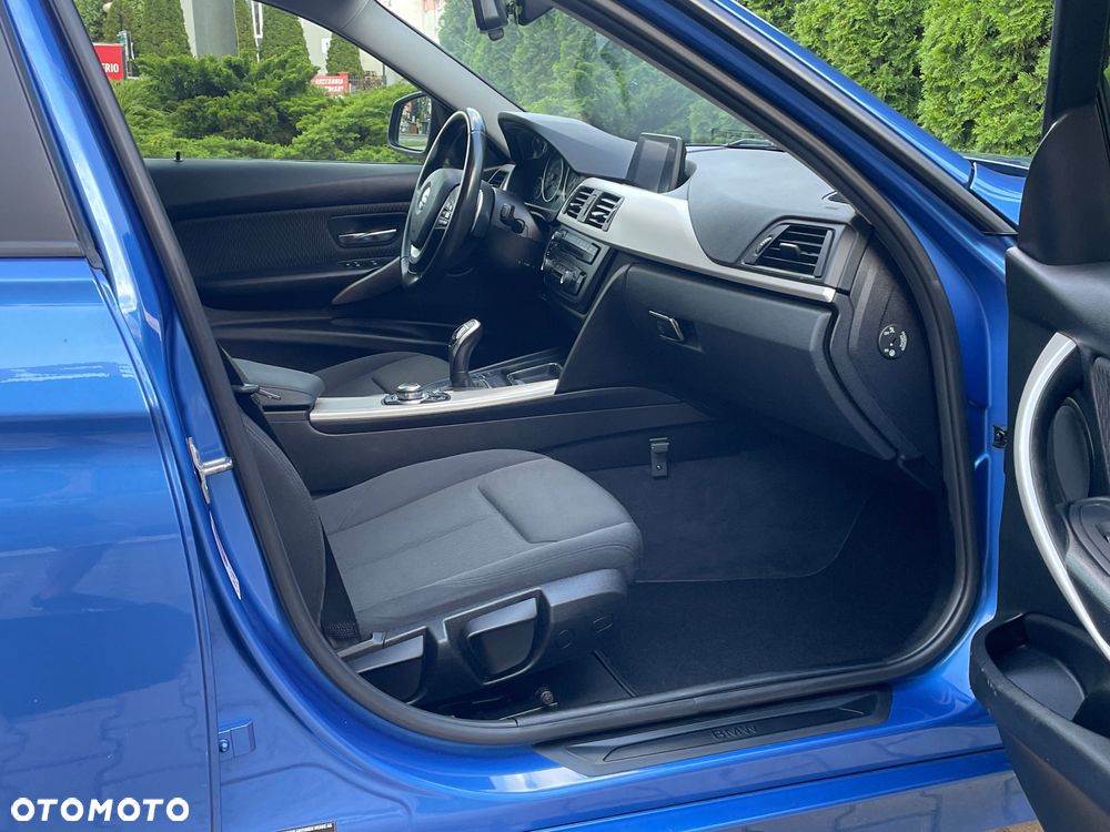 BMW Seria 3 320d Efficient Dynamics Luxury Line Purity sport - 7