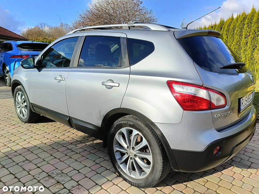 Nissan Qashqai 2.0 dCi 4x4 Tekna Premium - 10
