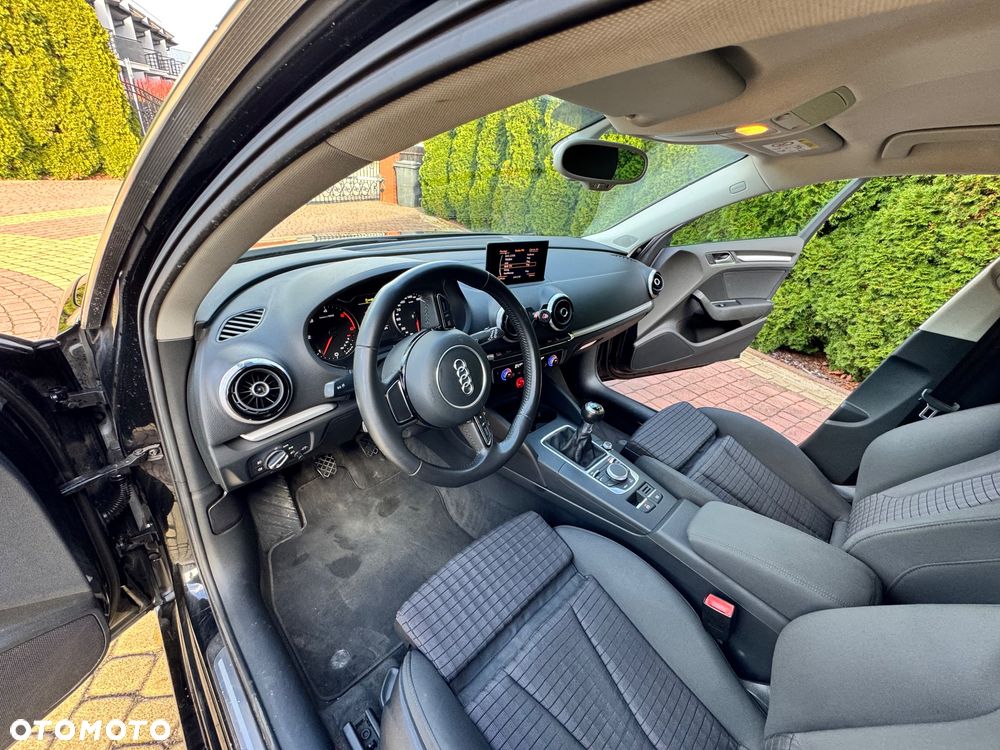 Audi A3 Sportback 2.0 TDI Attraction - 23