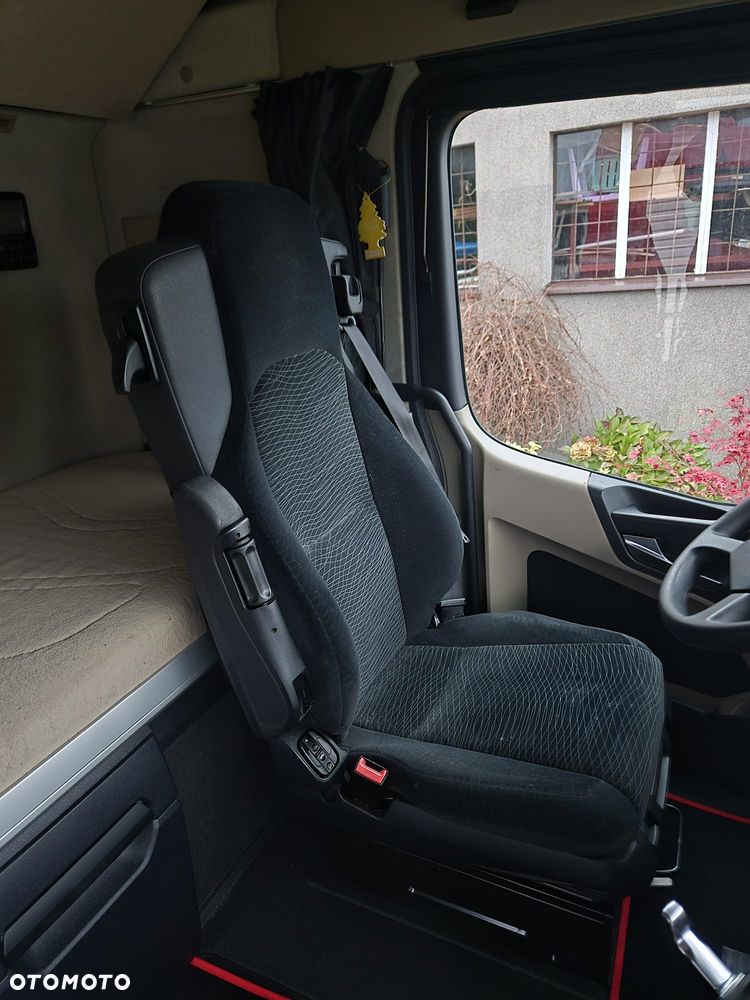 Mercedes-Benz 1845 - 28