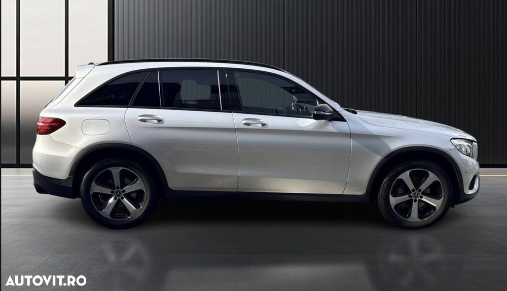 Mercedes-Benz GLC - 23