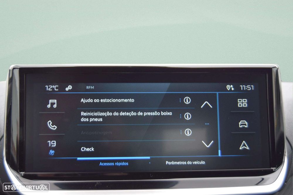 Peugeot 2008 1.2 PureTech Style - 30