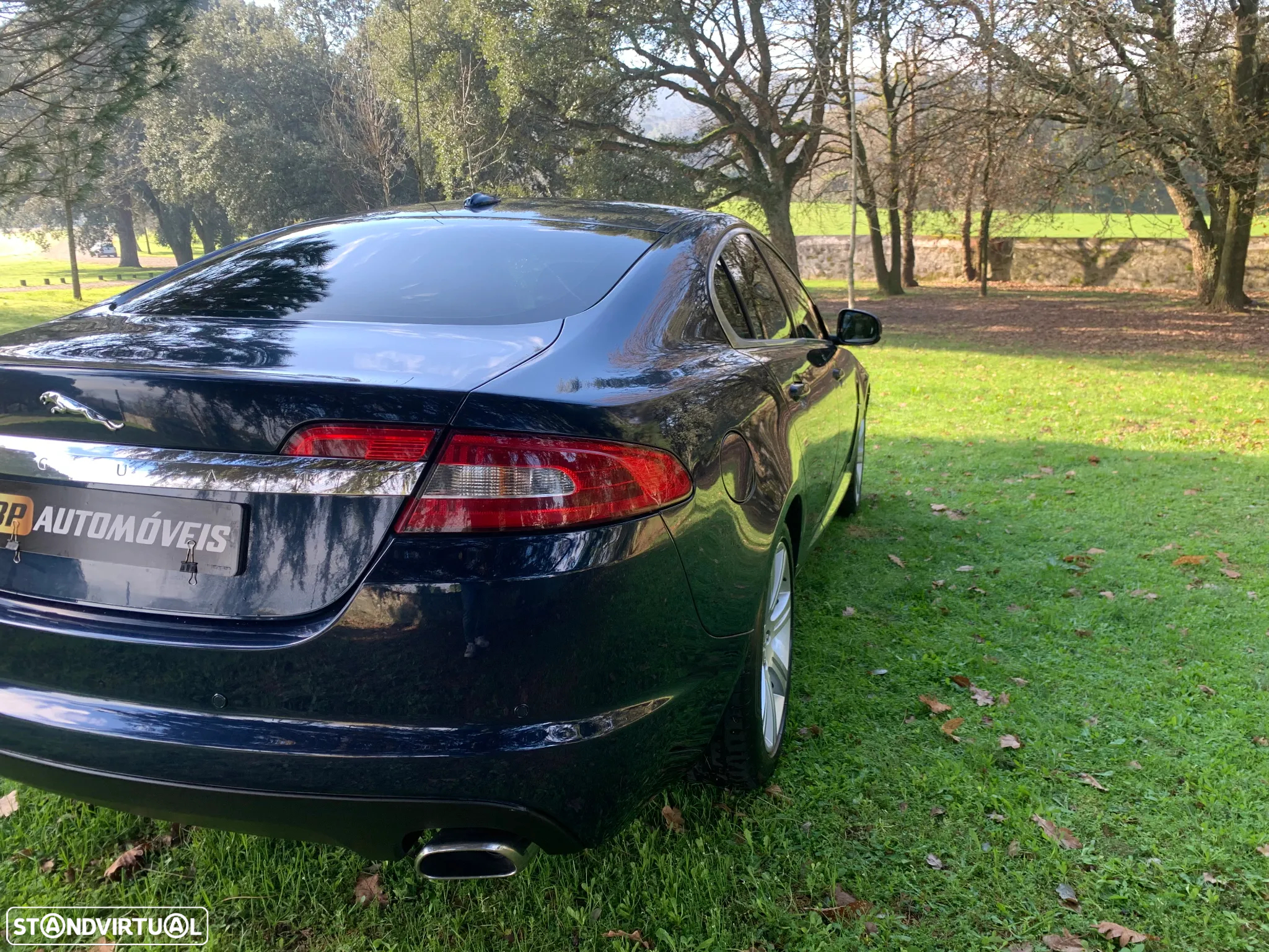 Jaguar XF 3.0 D V6 Premium Luxury - 19