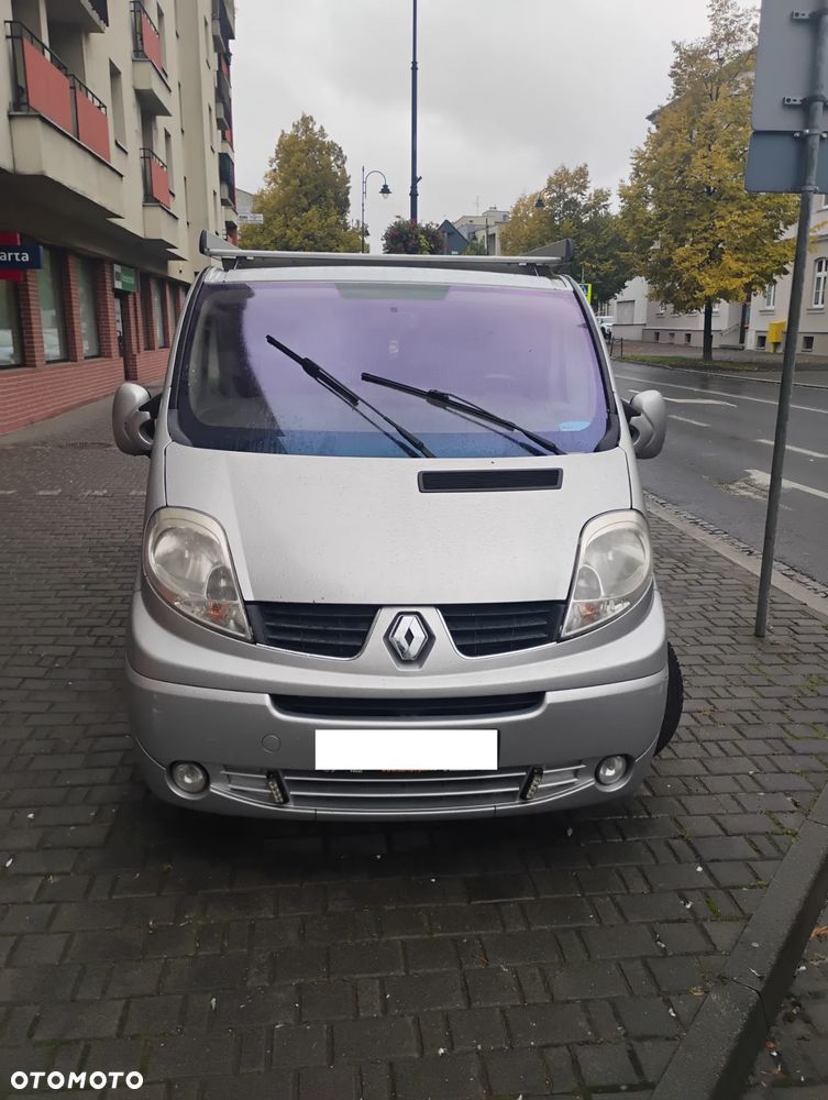 Renault Trafic - 1