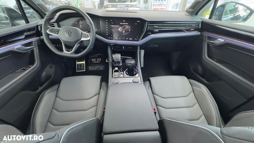 Volkswagen Touareg V6 TDI 4MOTION R-Line - 39