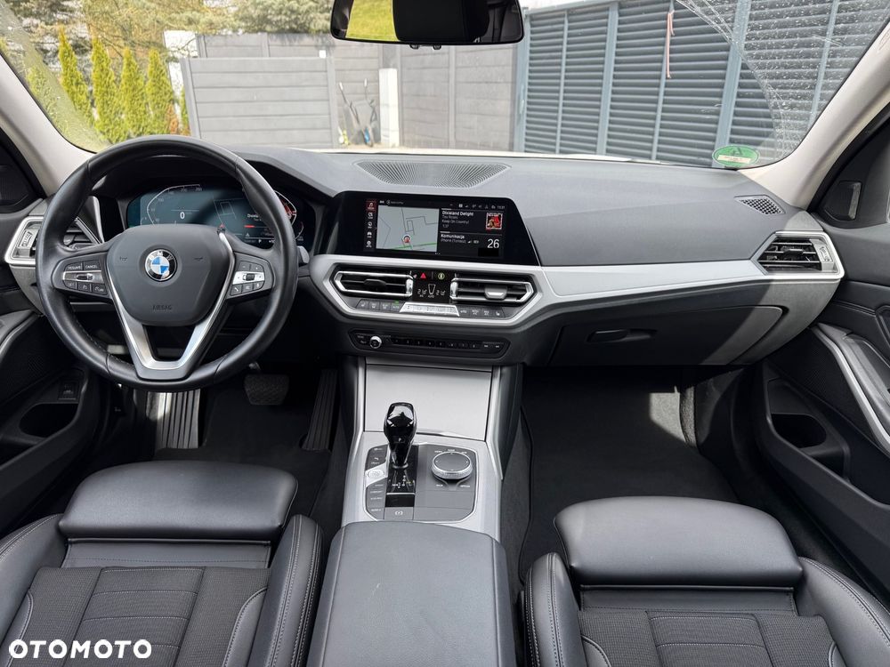 BMW Seria 3 320i GPF Advantage sport - 8