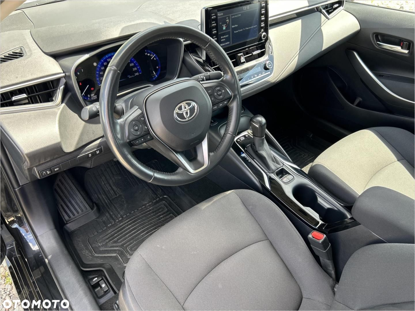 Toyota Corolla 1.8 Hybrid Comfort - 10