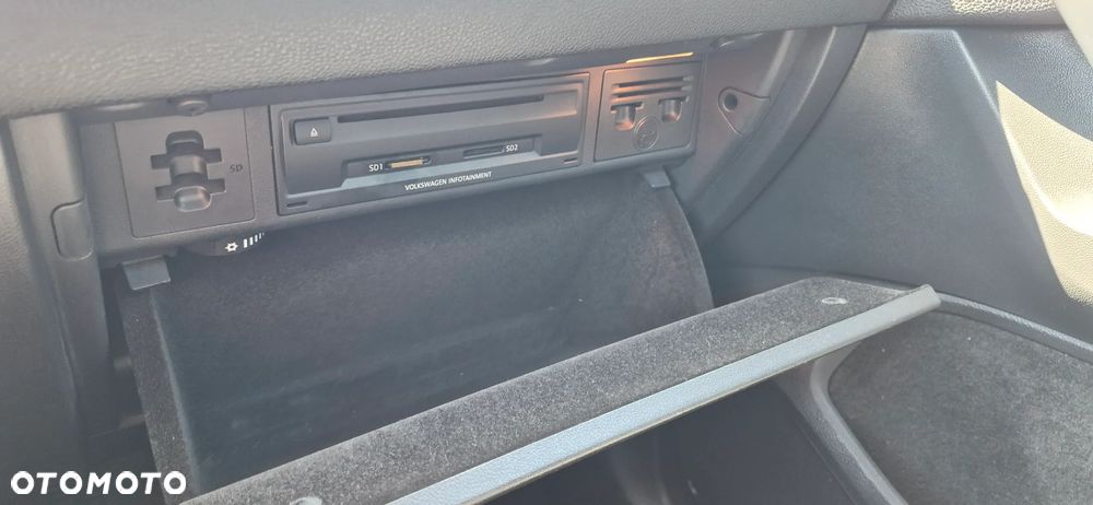 Volkswagen Golf Sportsvan 1.6 TDI BlueMotion Technology DSG Comfortline - 24