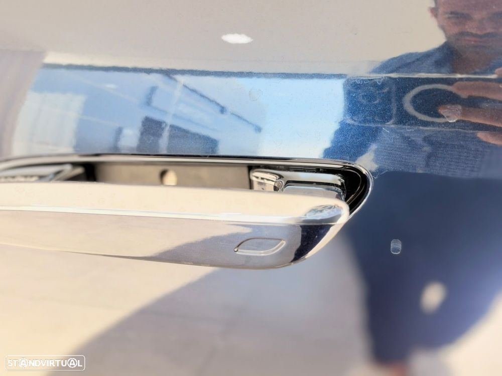 Mercedes-Benz E 300 de AMG Line - 14