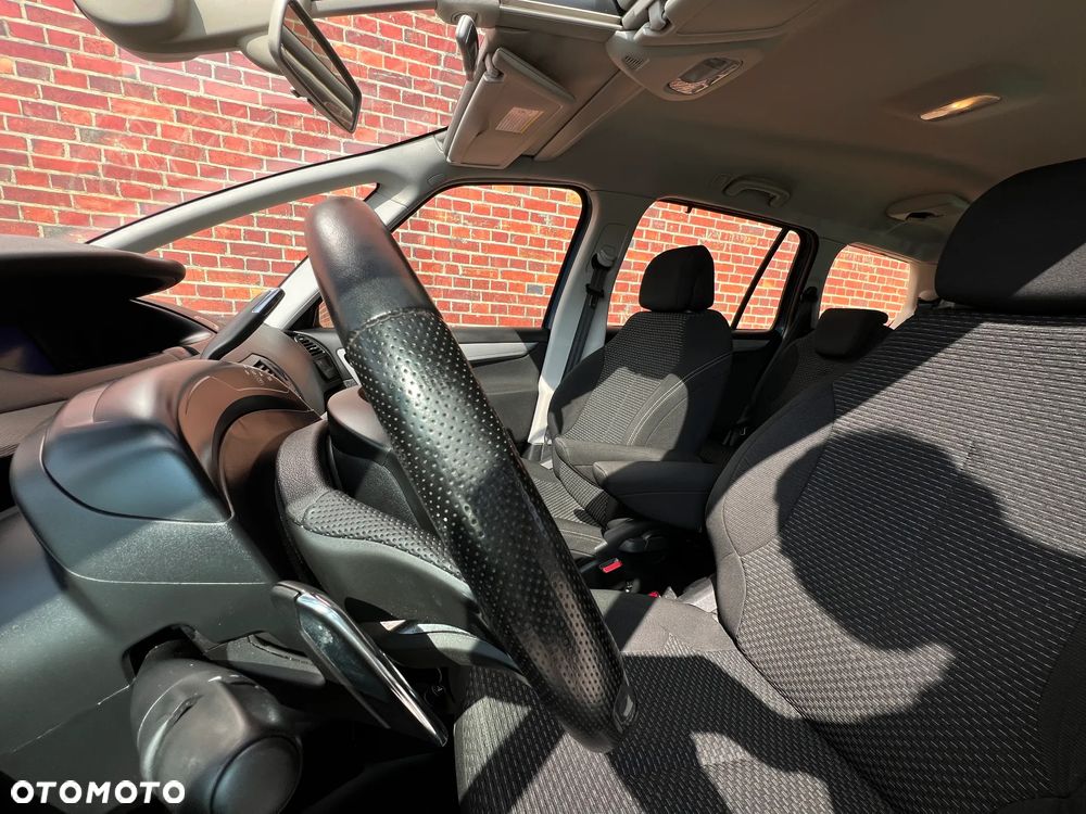 Citroën C4 Picasso - 13