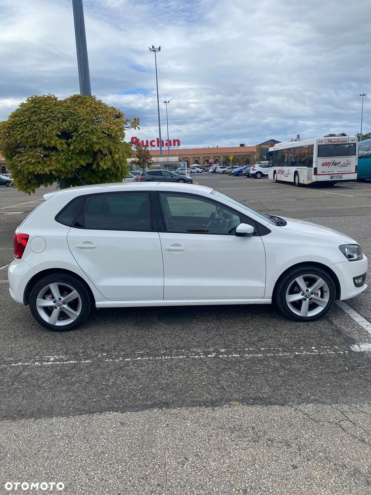 Volkswagen Polo 2012 photo 4