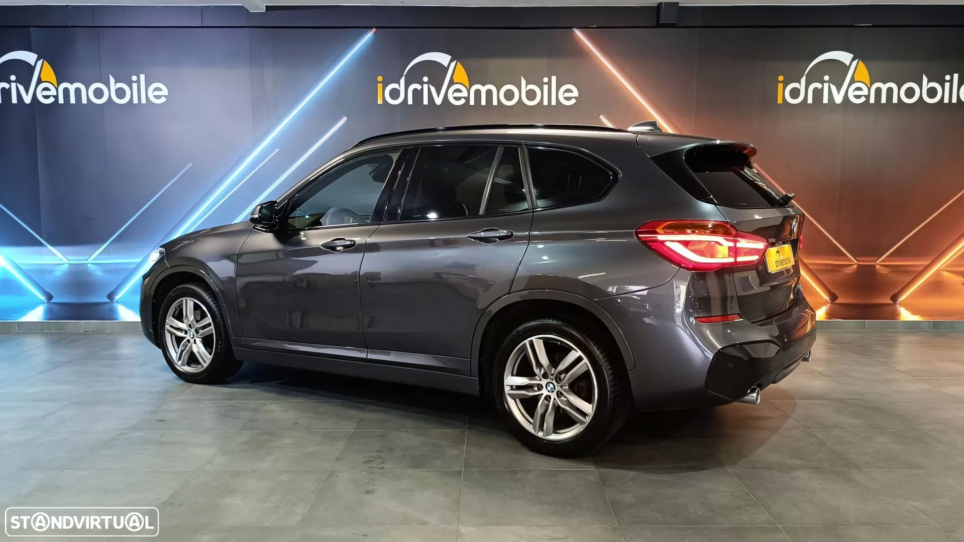 BMW X1 18 d sDrive Auto Pack M - 2