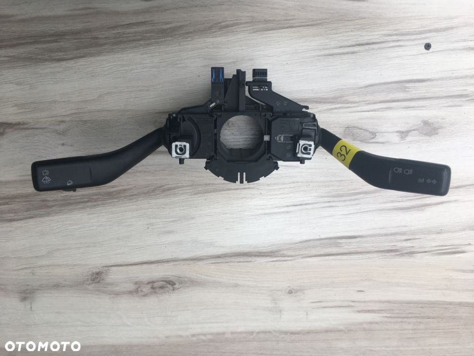 Przełącznik manetki taśma VW Audi 1k0953513 - 1