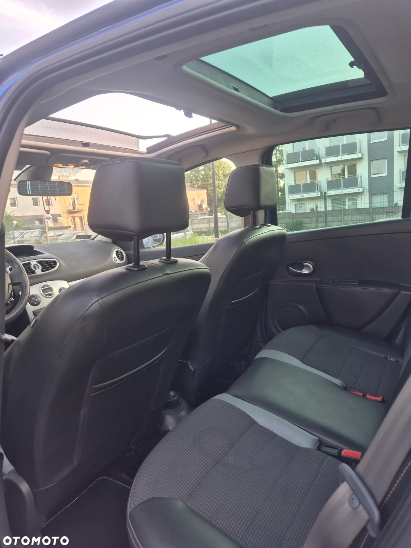 Renault Clio 1.6 16V GT - 11