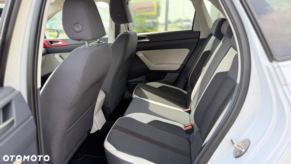 Volkswagen Polo 1.0 Blue Motion Technology beats - 25