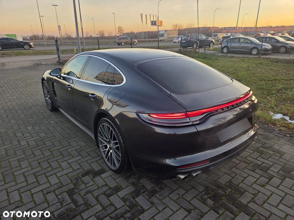 Porsche Panamera 4S - 2