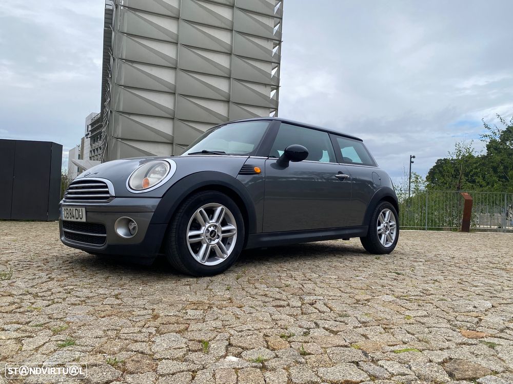 MINI 3 Portas One D - 1