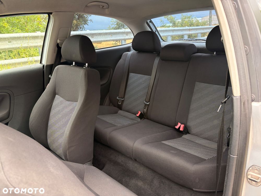 Seat Ibiza 1.4 16V 100 Sport - 11