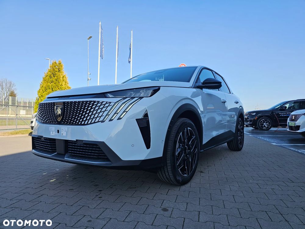 Peugeot 3008 1.2 PureTech Allure S&S EAT8 - 5