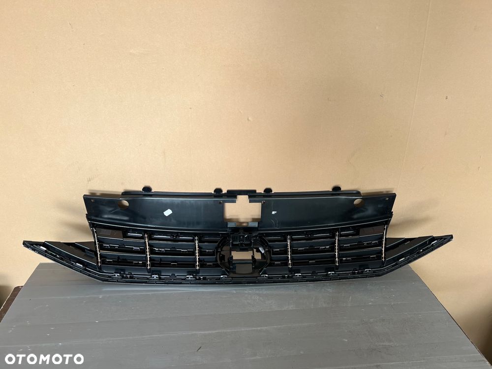 ATRAPA PRZÓD GRILL VW PASSAT B8 LIFT - 3