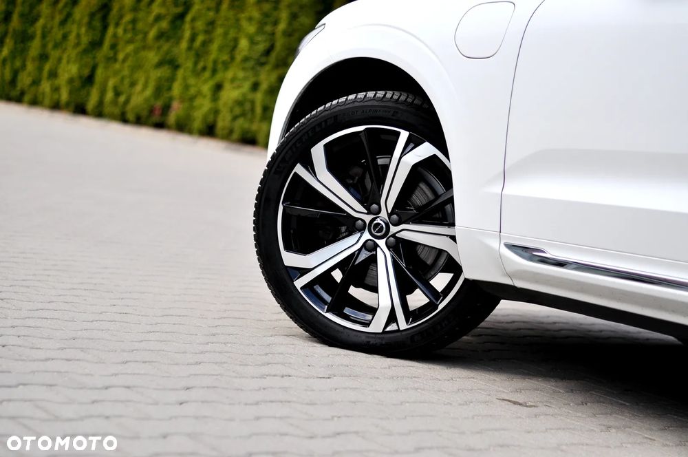Volvo XC 60 T6 AWD Recharge Geartronic Inscription - 17