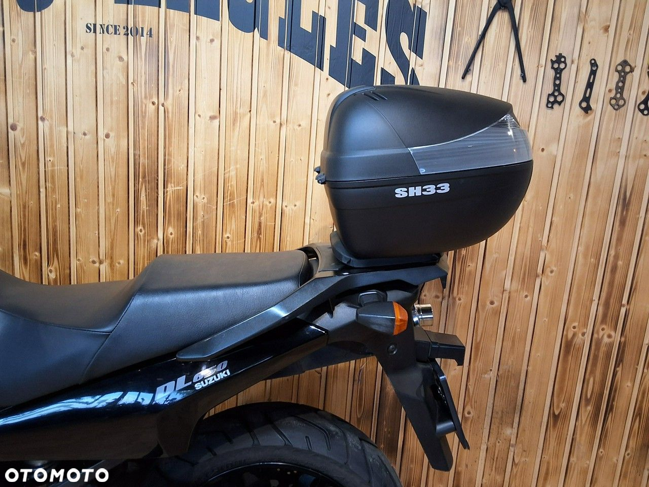 Suzuki DL - 12