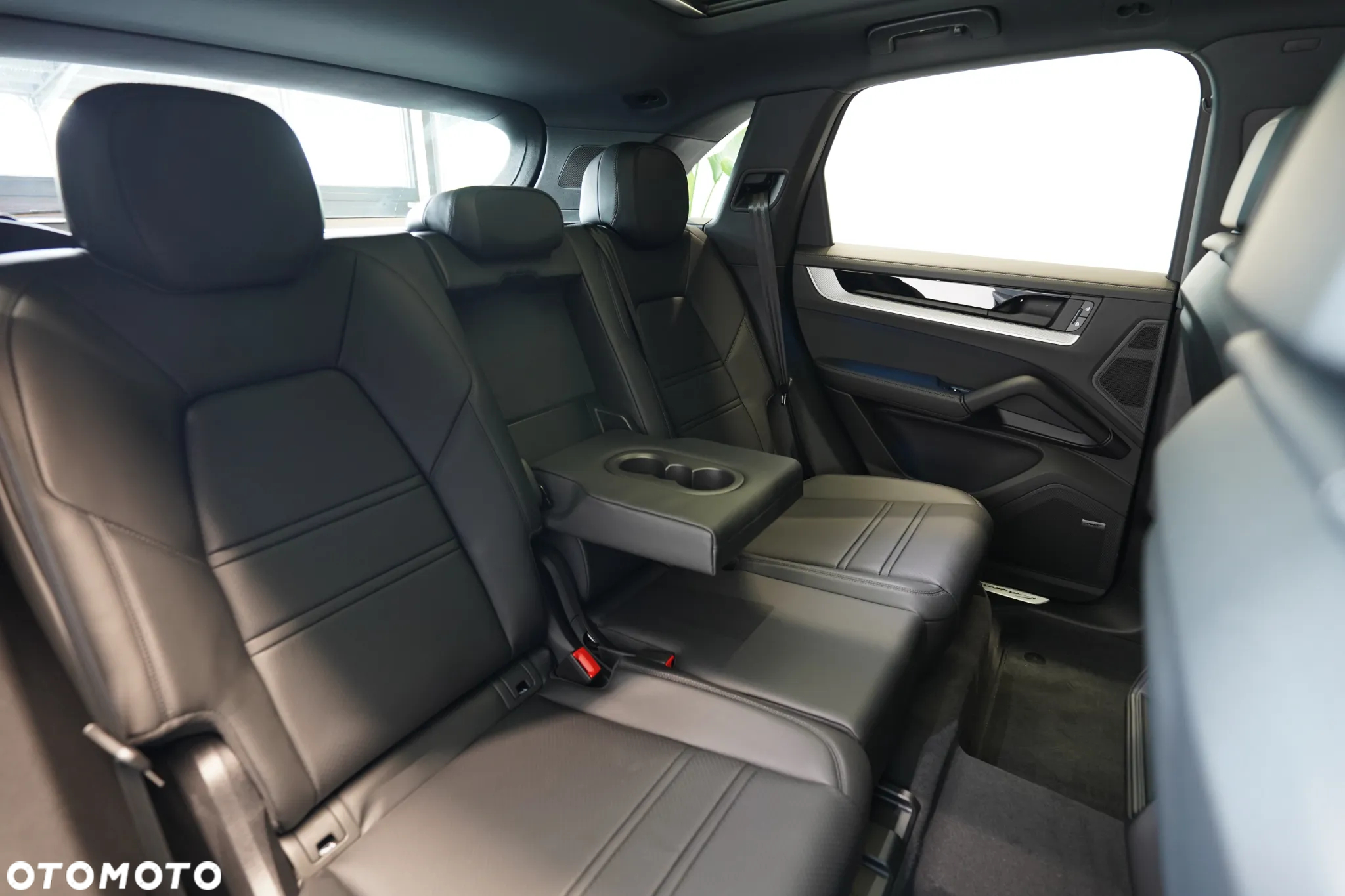 Porsche Cayenne S - 12