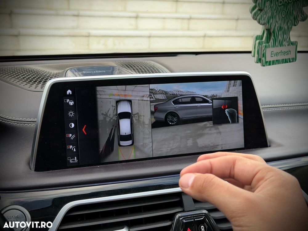 BMW Seria 7 740Li - 12