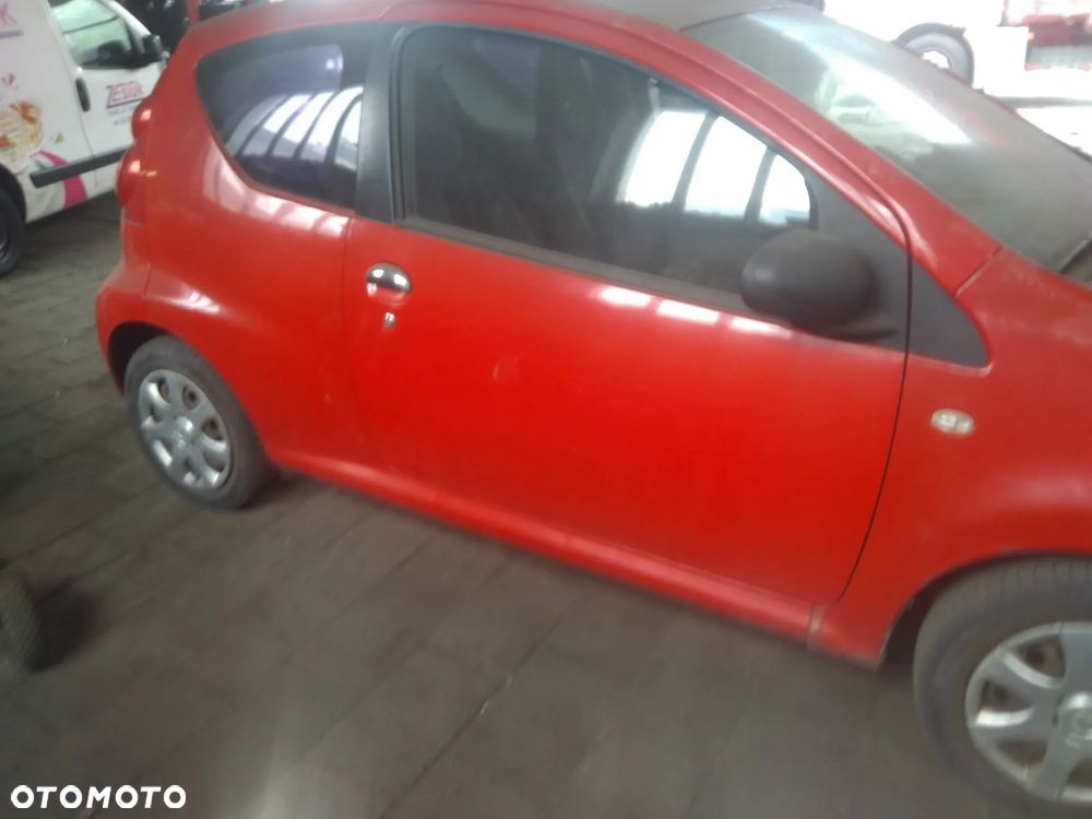 Peugeot 107 części - 9