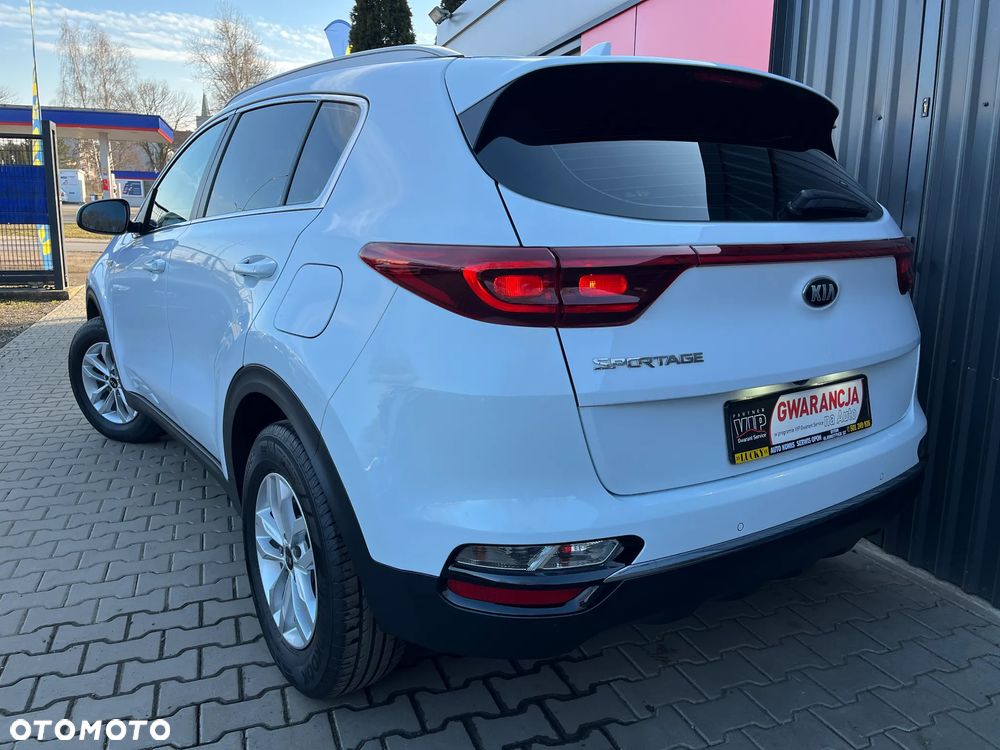 Kia Sportage 1.6 GDI 2WD Black Edition - 8