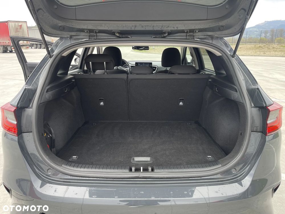 Kia Ceed 1.5 T-GDI M DCT - 17