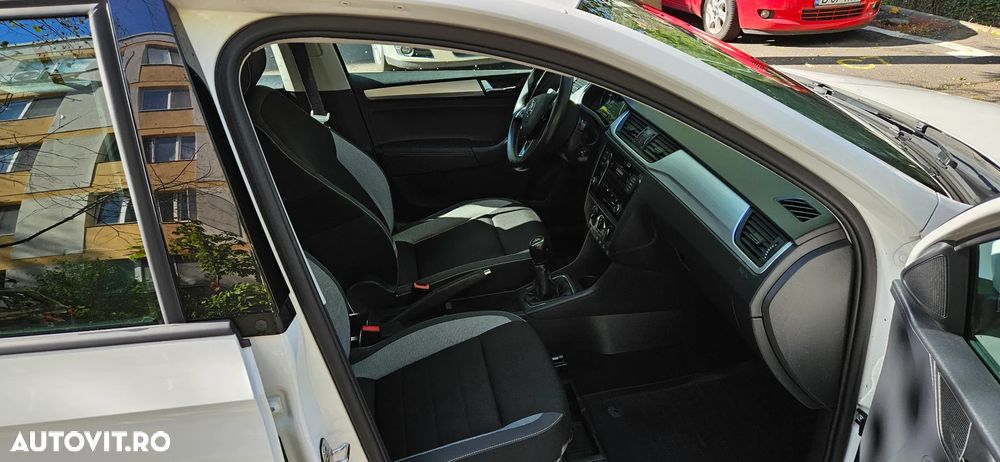 Skoda RAPID 1.0 TSI Ambition - 10