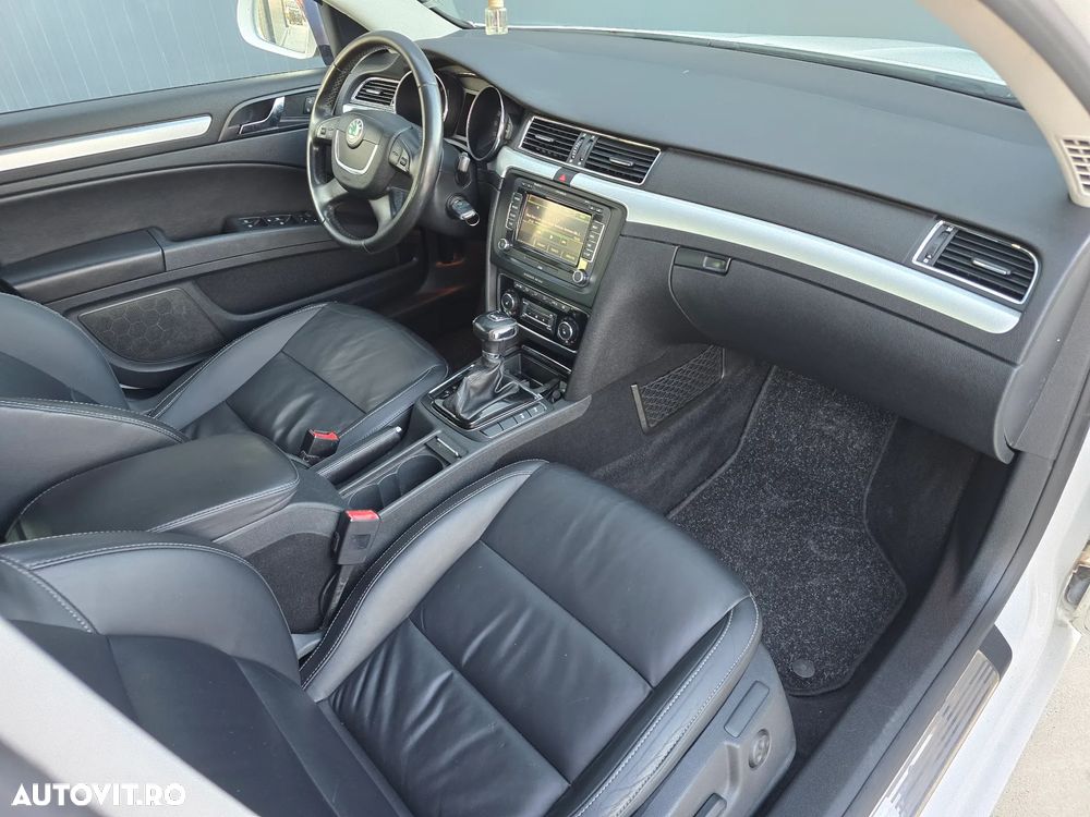 Skoda Superb 2.0 TDI DSG Elegance - 7